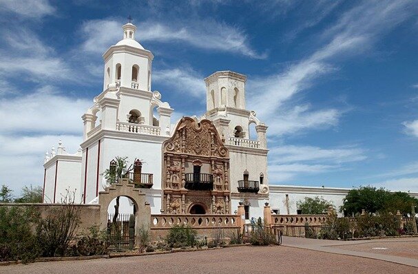 MISSION SAN XAVIER DEL BAC à Tucson lors d'un voyage aux Etats-Unis en famille