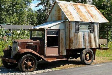 Camping-car vintage lors d'un voyage aux usa en famille