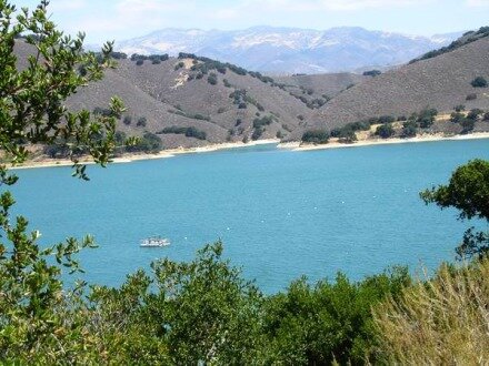 Lac de Santa Barbara en californie aux Etats-Unis à voir lors d'un voyage aux USA en famille