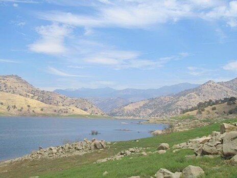 Le lac Kaweah en Californie aux Etats-Unis à découvrir lors d'un voyage aux usa en famille