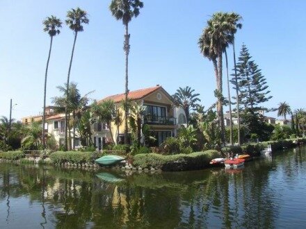 Les canaux de Venice Beach à los angeles en californie en amérique à découvrir lors d'un voyage aux etats-unis en famille